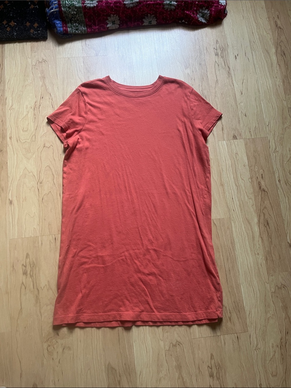 Time and Tru Coral Short-Sleeve Crewneck Tee